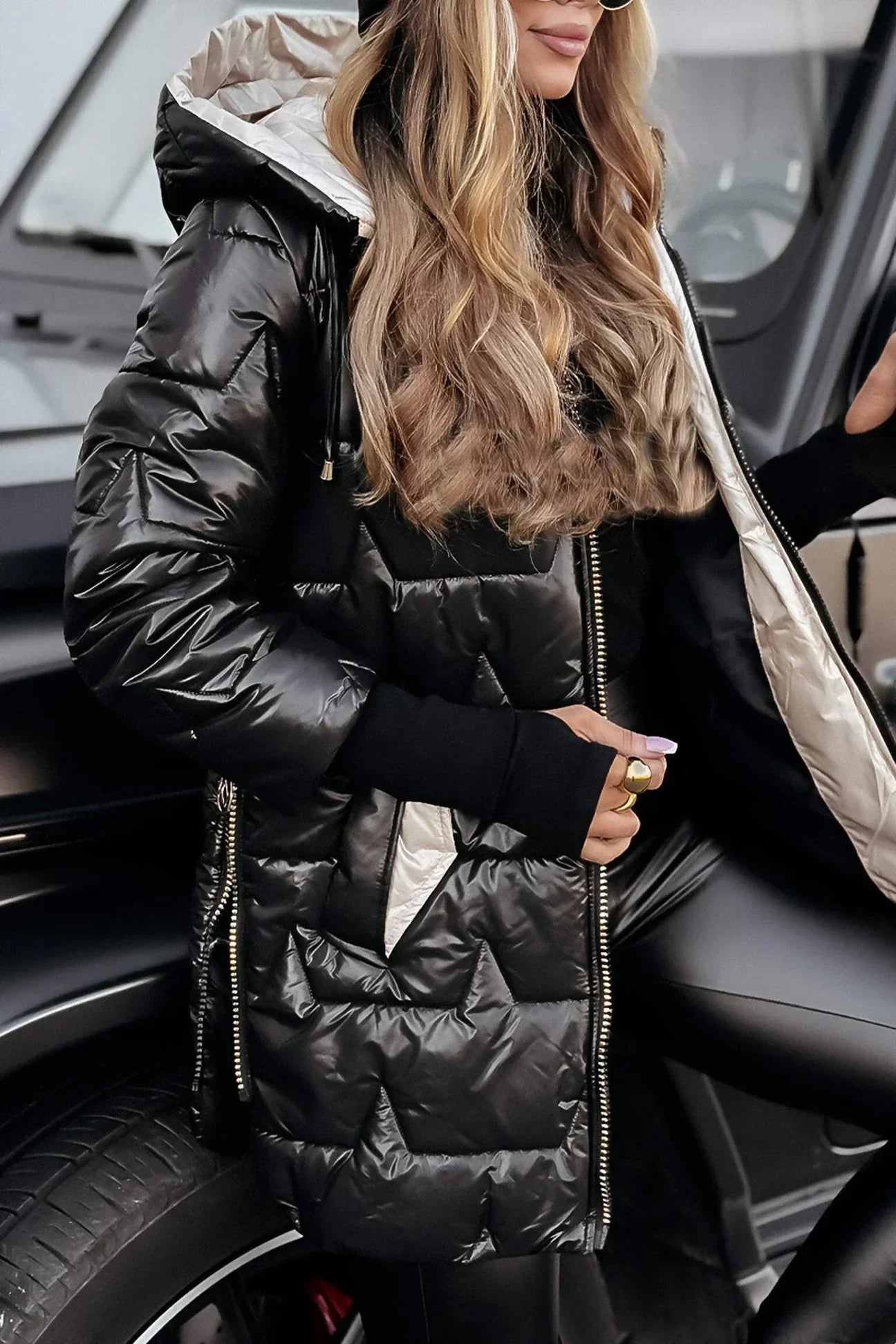 Nolwen – Elegant Coat with Hood